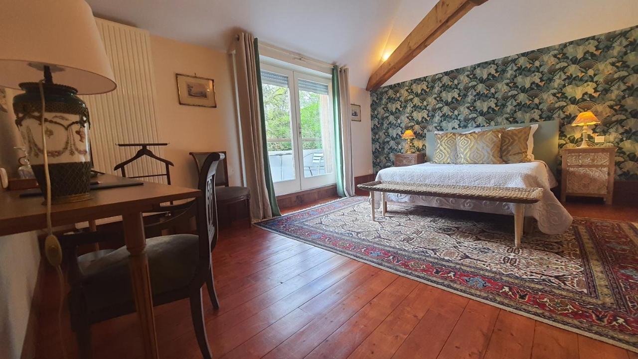 Les Mazeraies Maison D'Hotes Avec Spa Savonnières Exterior foto