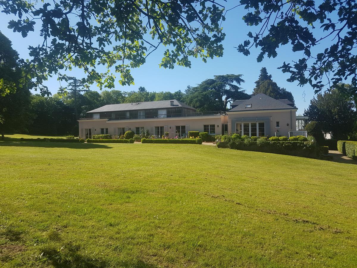 Les Mazeraies Maison D'Hotes Avec Spa Savonnières Exterior foto