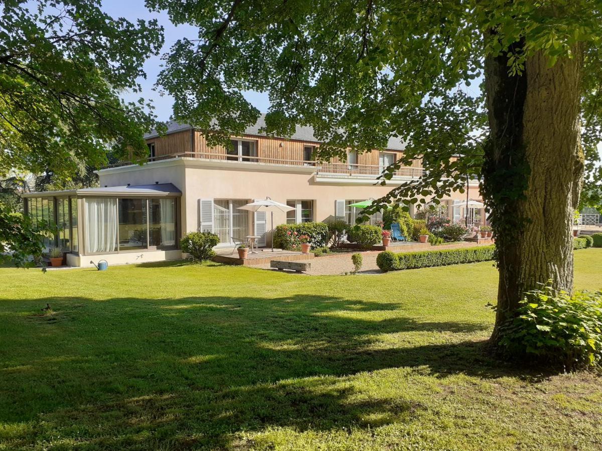 Les Mazeraies Maison D'Hotes Avec Spa Savonnières Exterior foto